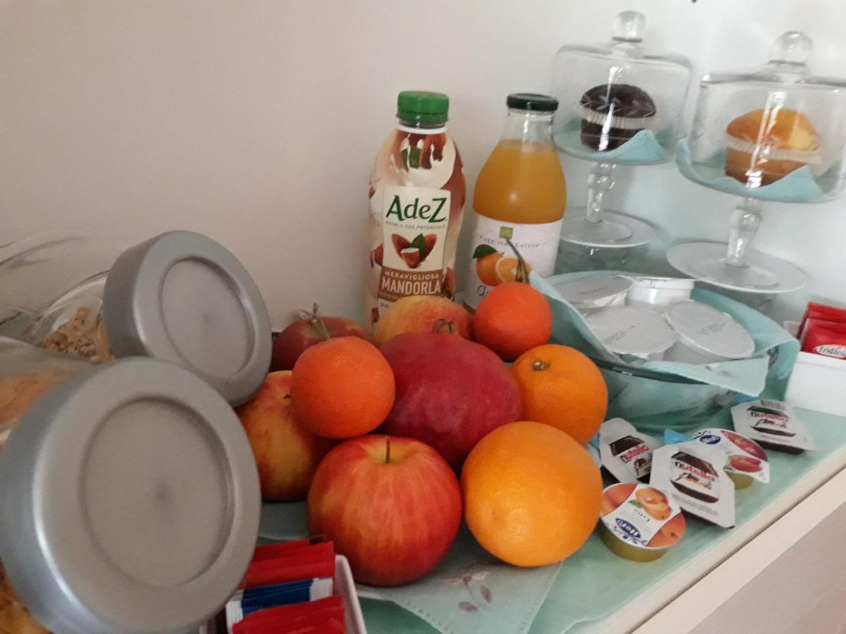 A Casa Di Grace Bed & Breakfast Basiglio Dış mekan fotoğraf