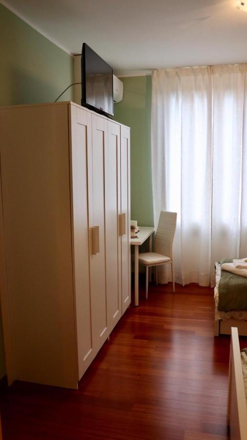 A Casa Di Grace Bed & Breakfast Basiglio Dış mekan fotoğraf