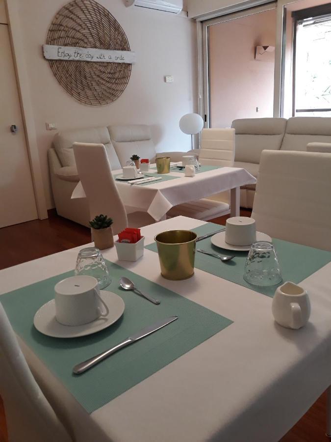 A Casa Di Grace Bed & Breakfast Basiglio Dış mekan fotoğraf